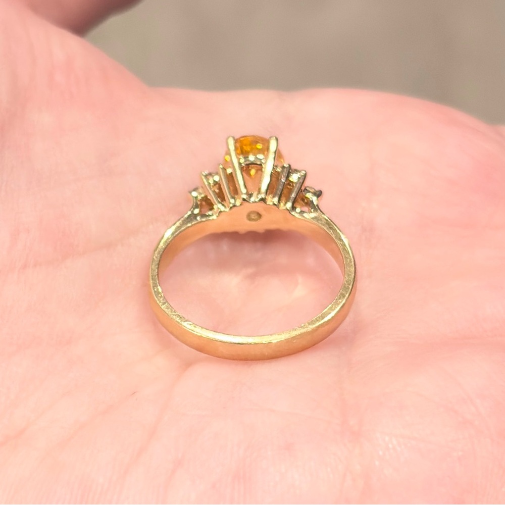 Vintage 14K Citrine Diamond Ring, Light Yellow Oval Solitaire Dainty Size 6.75 - Picture 14 of 14